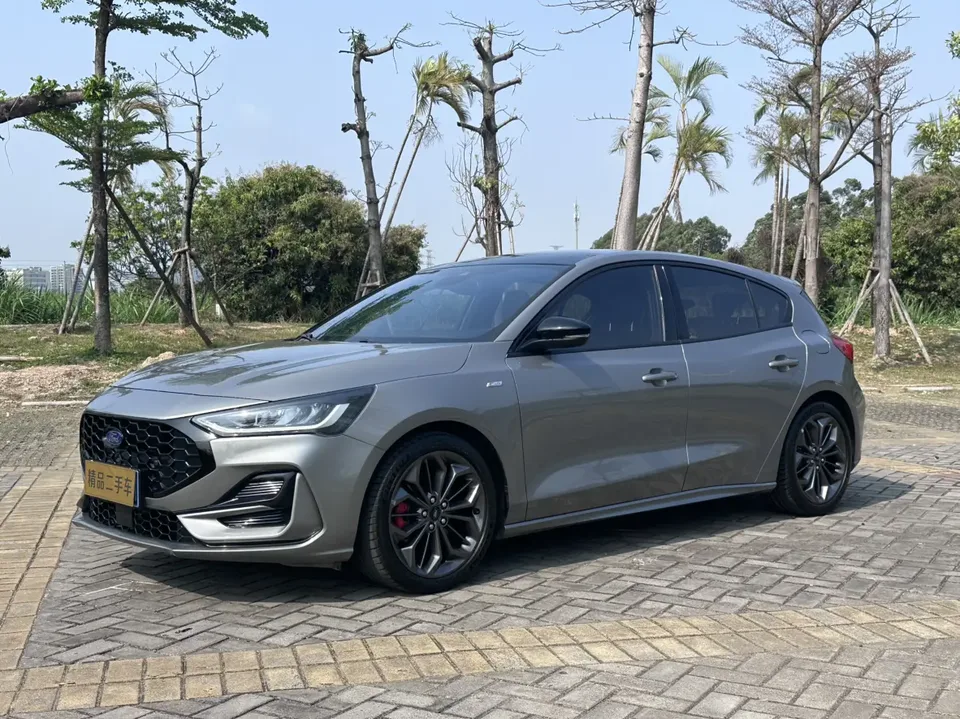 Ford Focus 2023