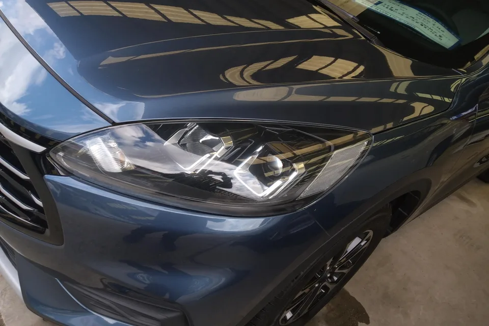 Ford Escape EcoBoost 245 2WD Leisure Edition 2022 — миниатюра 4