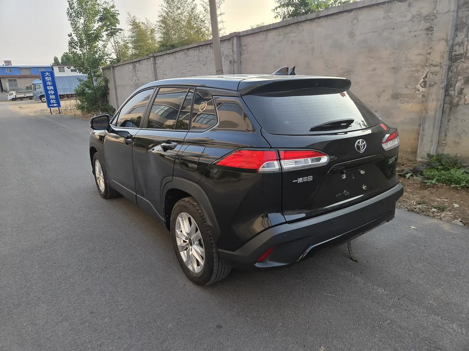 Toyota CorollaCross 2.0L CVT Elite Edition 2023 — миниатюра 4