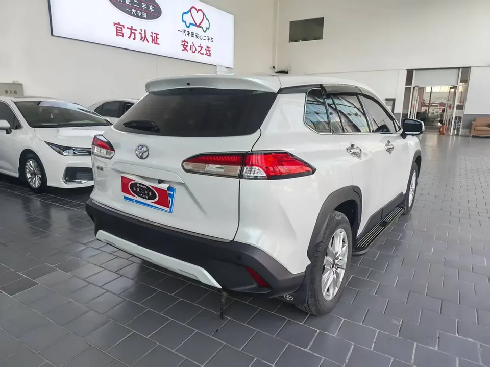 Toyota CorollaCross 2.0L CVT Pioneer Edition 2024 — миниатюра 2