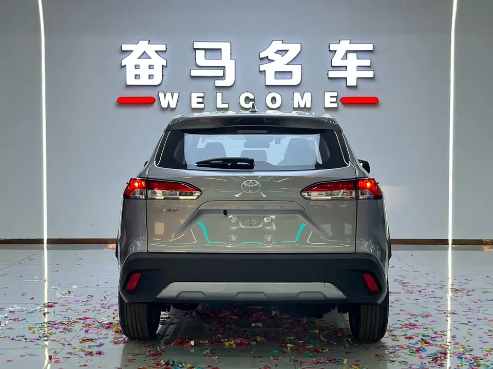 Toyota CorollaCross 2026 Toyota Corolla 2.0L CVT Pioneer Edition 2026 — миниатюра 2