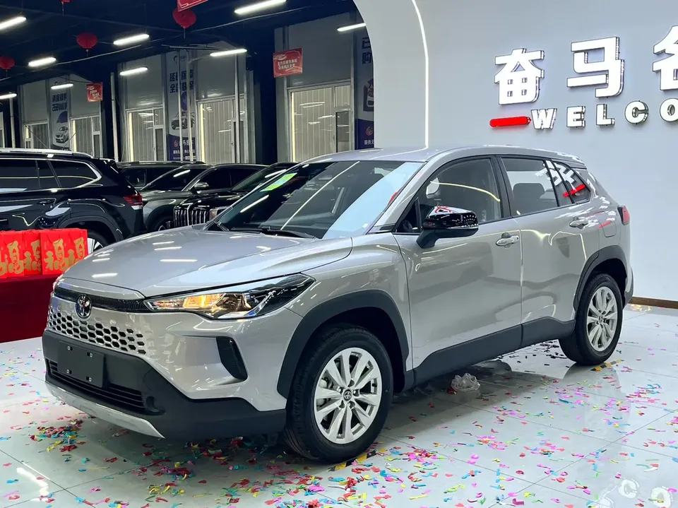 Toyota CorollaCross 2026