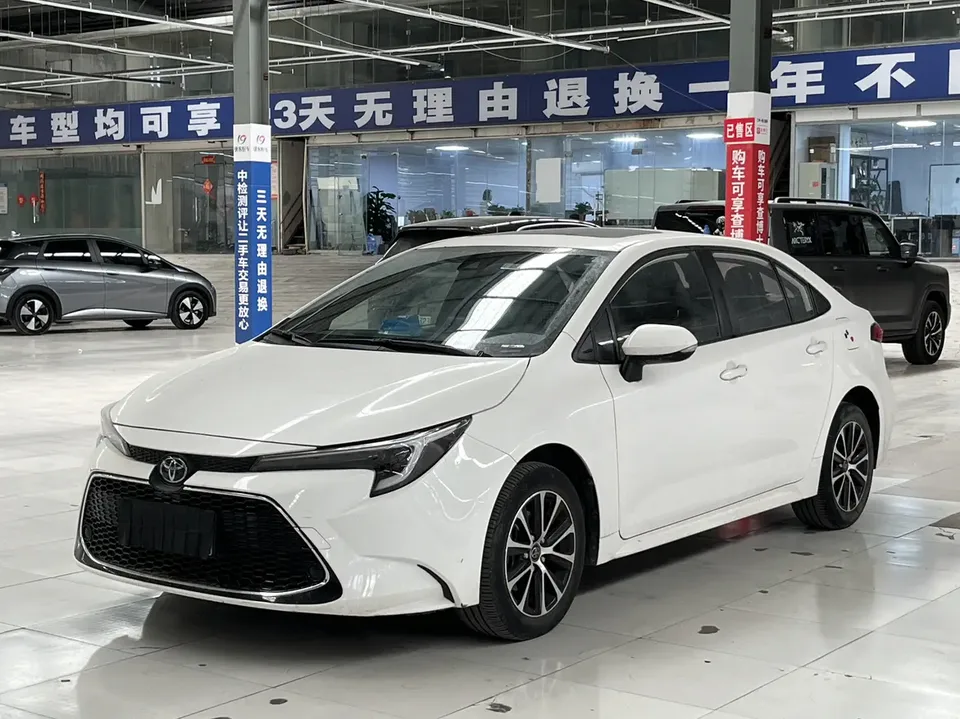 Toyota Levin Lei Ling 2022 185T CVT Deluxe Edition 2024 — photo 1, buy with delivery to Moscow