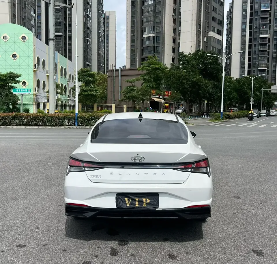 Hyundai Elantra 1.5L CVT GLX Elite Edition 2023 — миниатюра 2