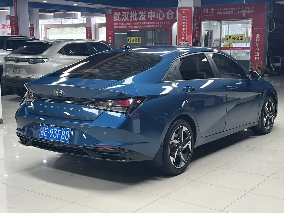 Hyundai Elantra 1.5L CVT GLX Elite Edition 2023 — миниатюра 2