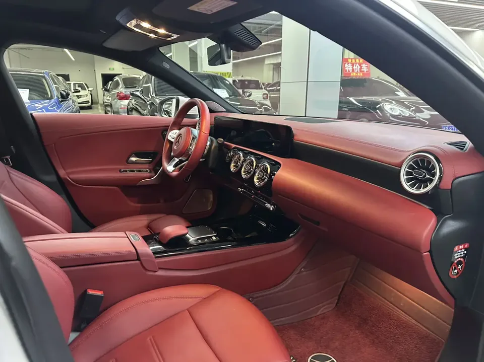 Mercedes-Benz CLA (Imported) facelift CLA 200 four-door coupe 2023 — миниатюра 3