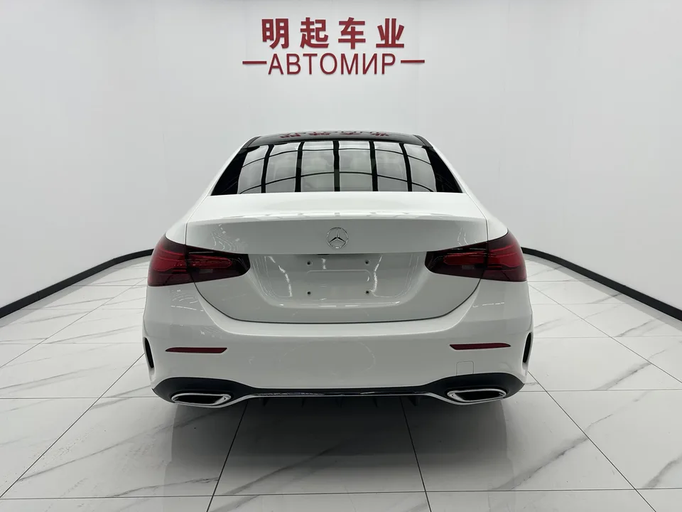 Mercedes-Benz Mercedes Benz A Class Mercedes-Benz A-Class 2023 A 180 L 2023 — миниатюра 2