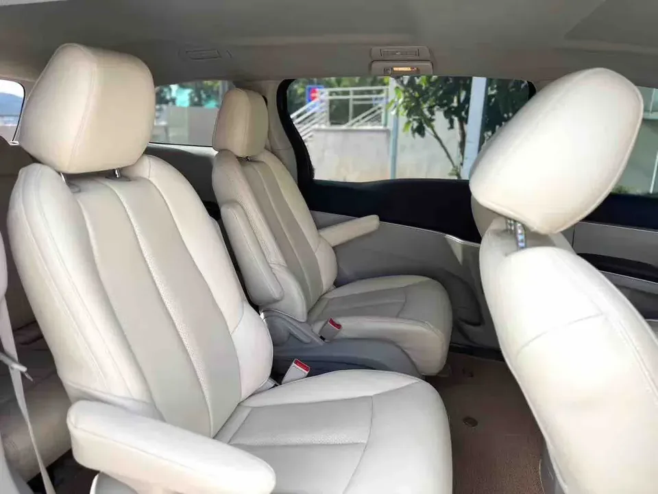 Buick GL8 GL8 2023 Buick GL8 2023 Land Business Class 2.0T Comfort Edition 2023 — thumbnail 5