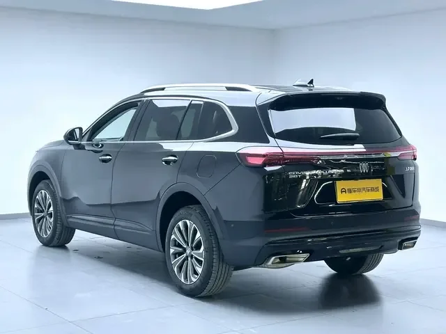 Buick Envision 2025 Envision Envision Plus 28T 2WD Platinum Edition 2025 — миниатюра 2