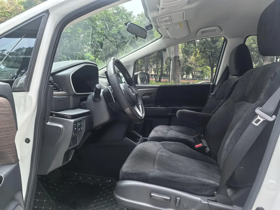 Honda Odyssey Odyssey 2024 2.0L Sharp Enjoy Edition 2025 — миниатюра 5