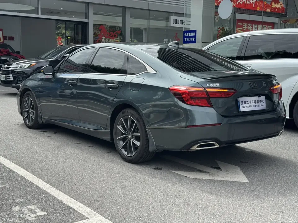 Honda Inspire Inship 2022 260TURBO Exquisite Edition 2022 — миниатюра 2