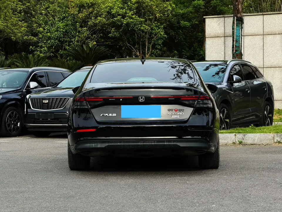 Honda Inspire Insignia 260TURBO Elegant Edition 2024 — миниатюра 3