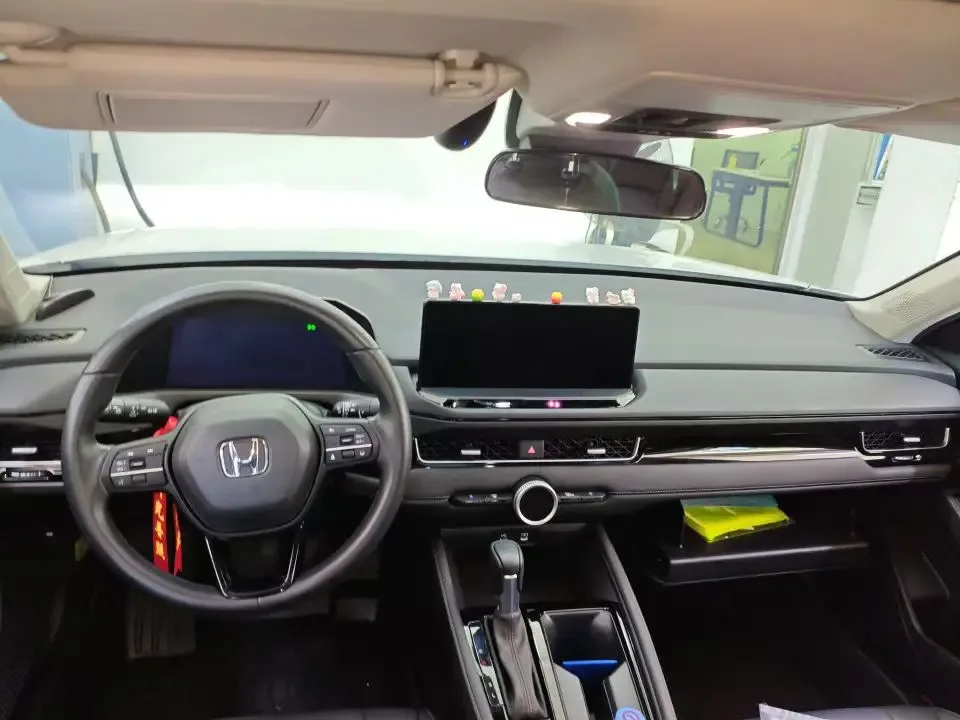 Honda Inspire 260TURBO Elite Edition 2025 — миниатюра 2