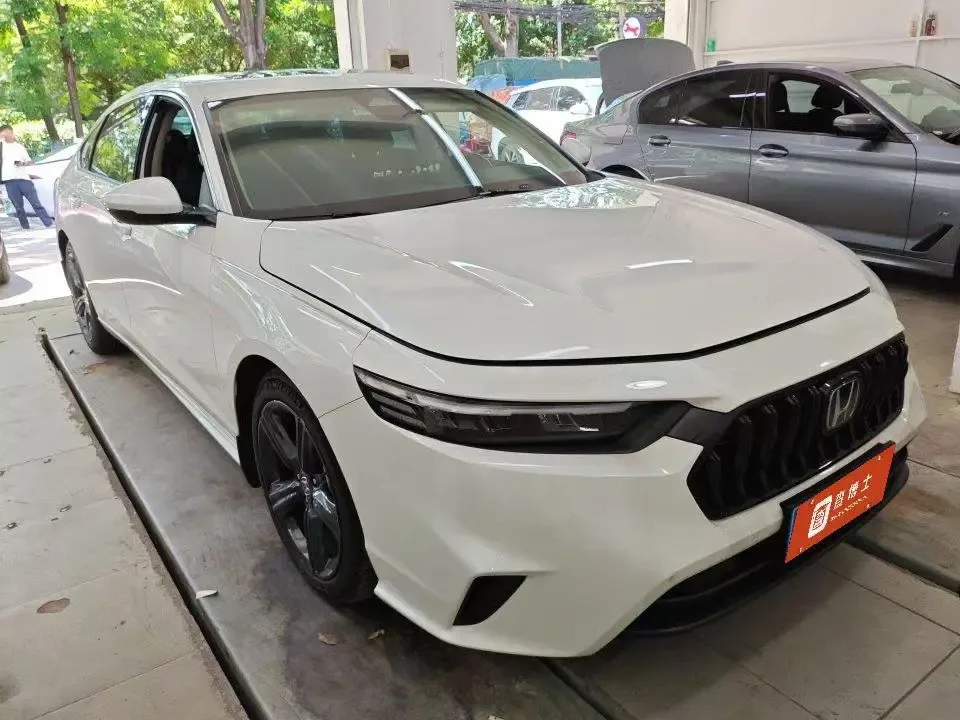 Honda Inspire 260TURBO Elite Edition 2025 — миниатюра 4