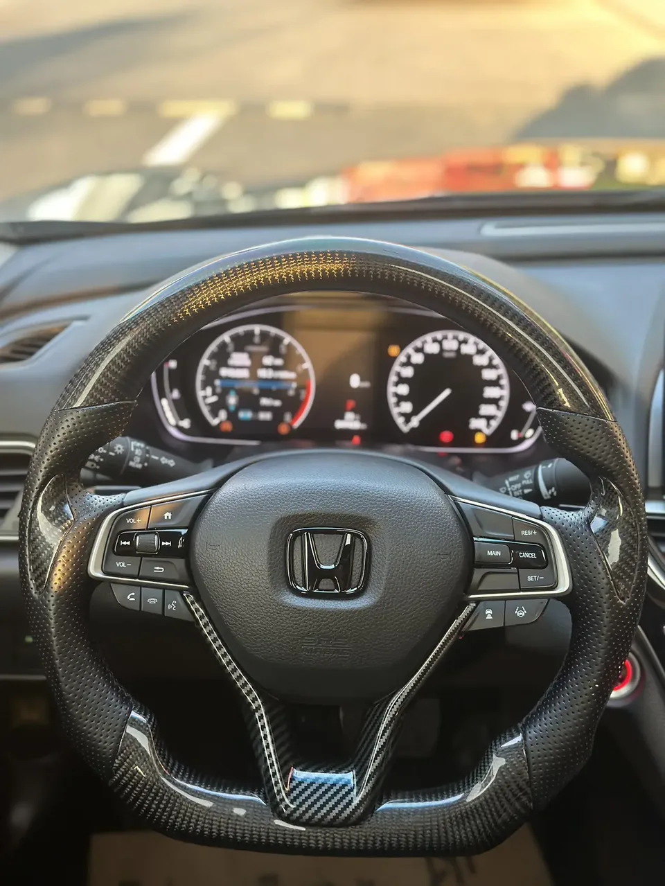Honda Accord Accord 2022 260TURBO Deluxe Edition 2022 — миниатюра 4