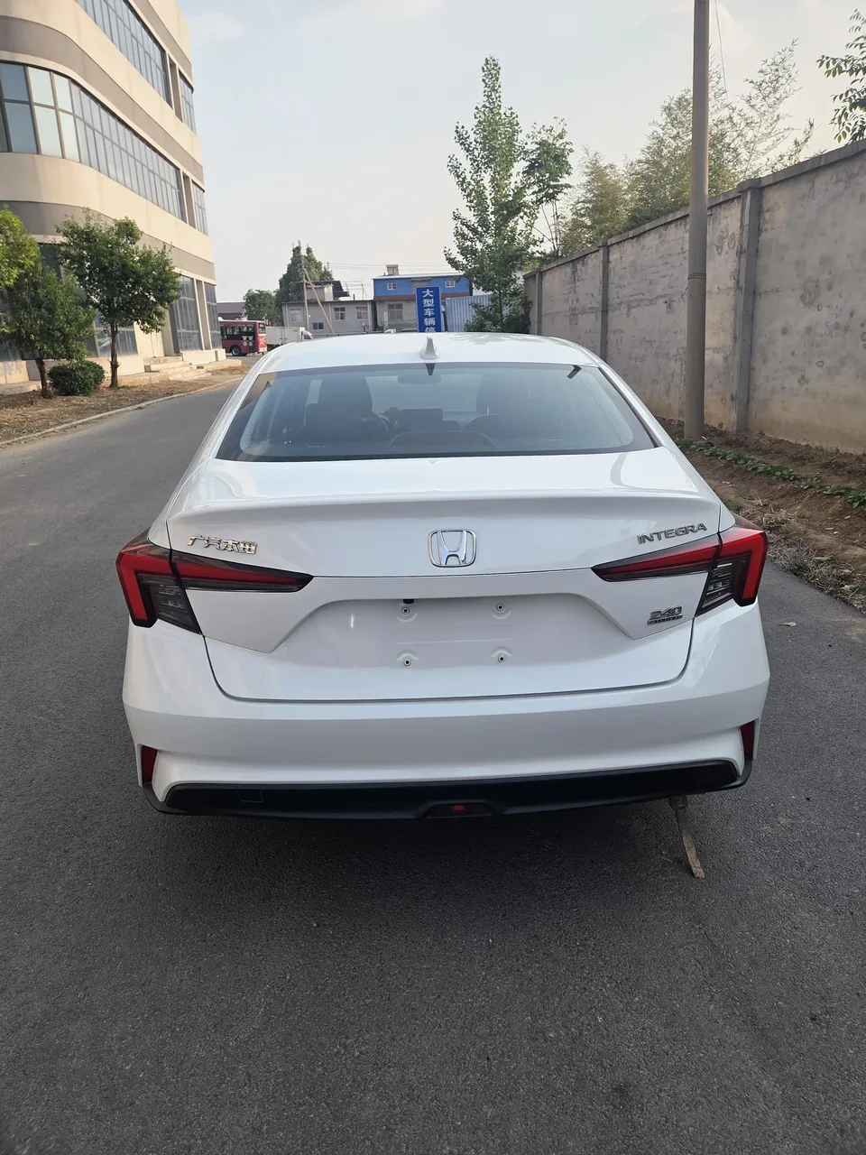 Honda Integra 240TURBO CVT Technology Edition 2024 — миниатюра 2