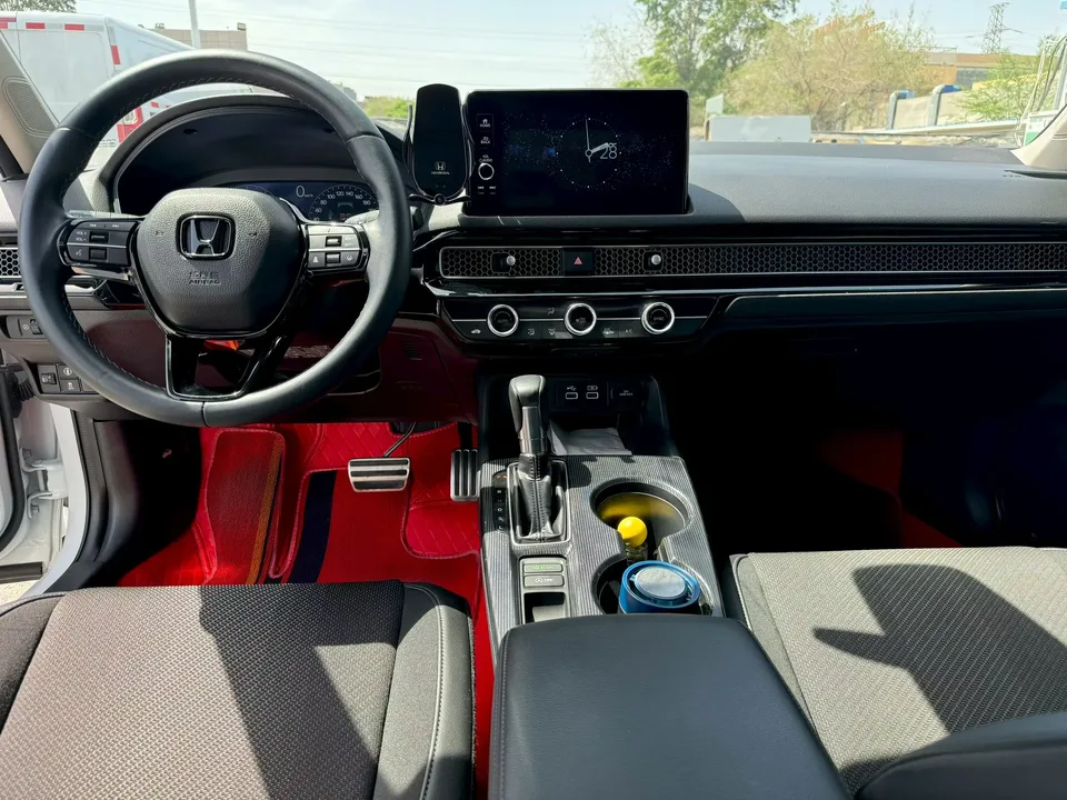 Honda Integra 240TURBO CVT Leading Edition 2023 — миниатюра 3