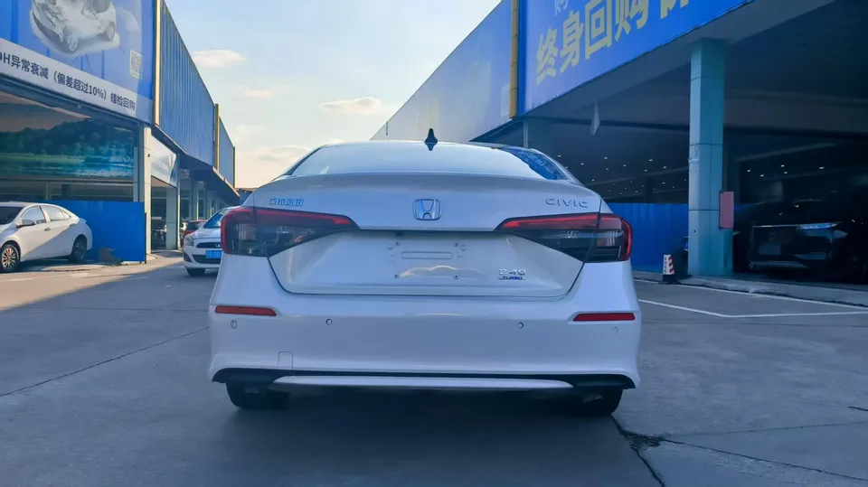 Honda CIVIC 2022 Civic 240TURBO CVT Power Control Edition 2022 — миниатюра 2