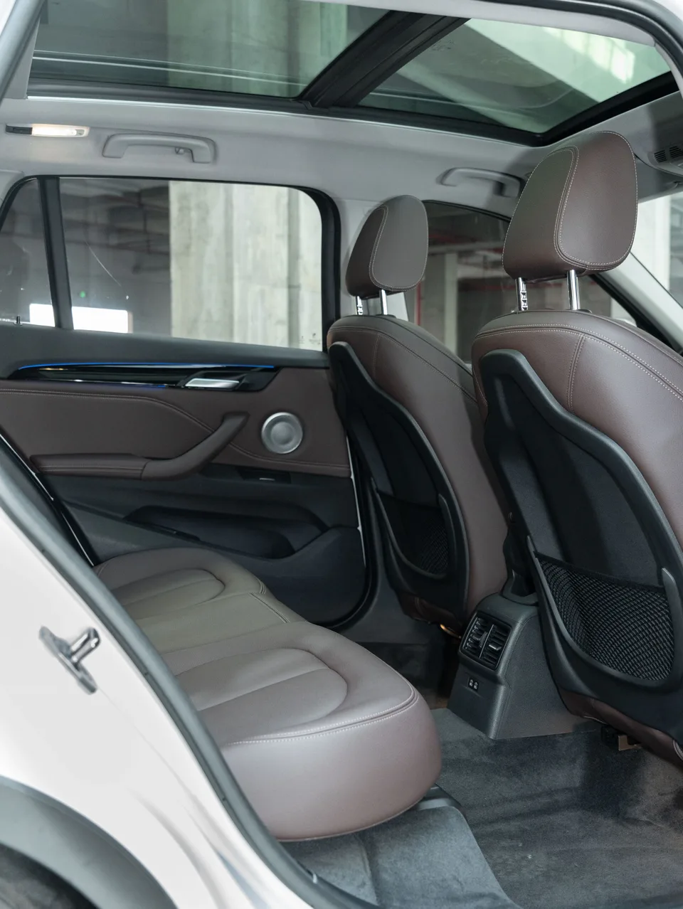 BMW X1 facelift sDrive20Li exclusive model 2022 — миниатюра 3