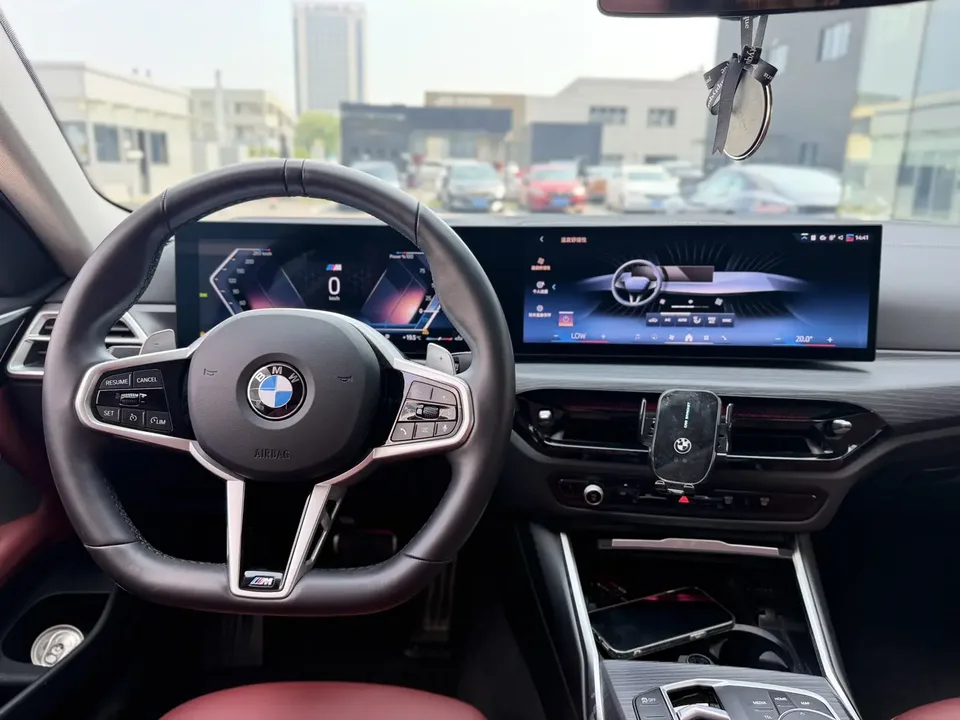 BMW 4 Series 4 Series 2024 425i M Sport Package 2025 — thumbnail 3
