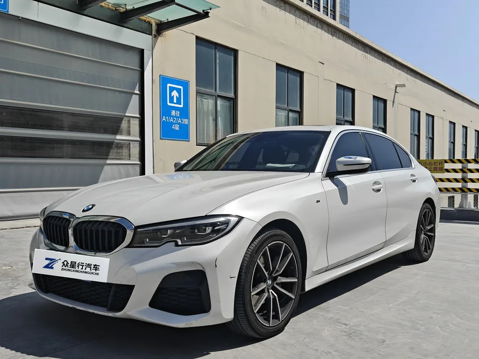 BMW 3 Series 2022
