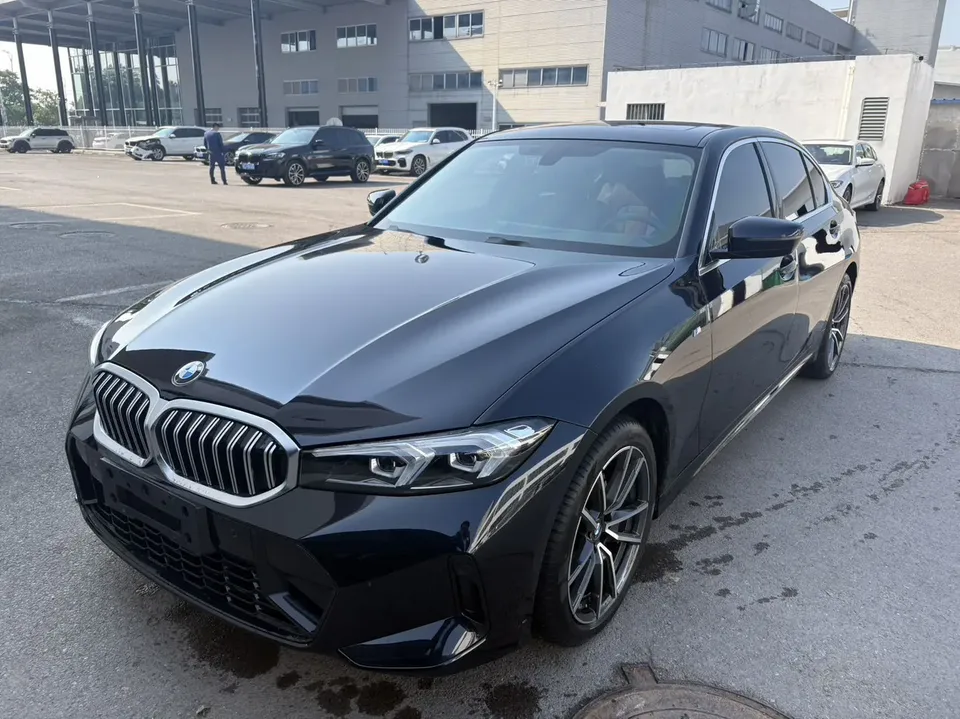 BMW 3 Series 2023