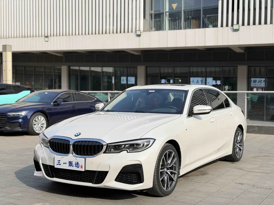 BMW 3 Series 2022