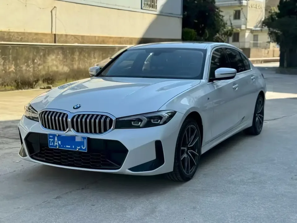 BMW 3 Series 2023