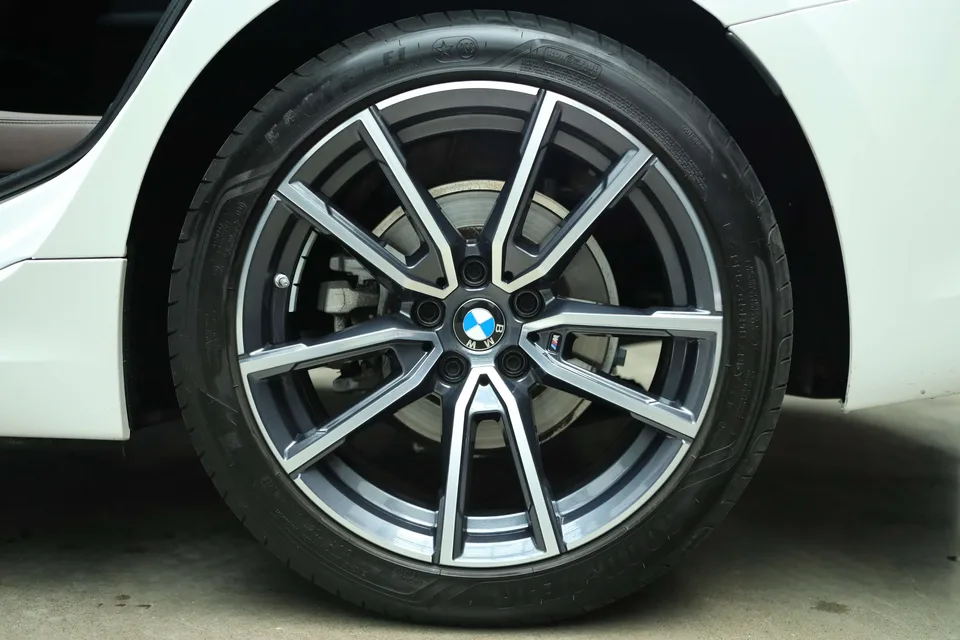 BMW 3 Series 2022