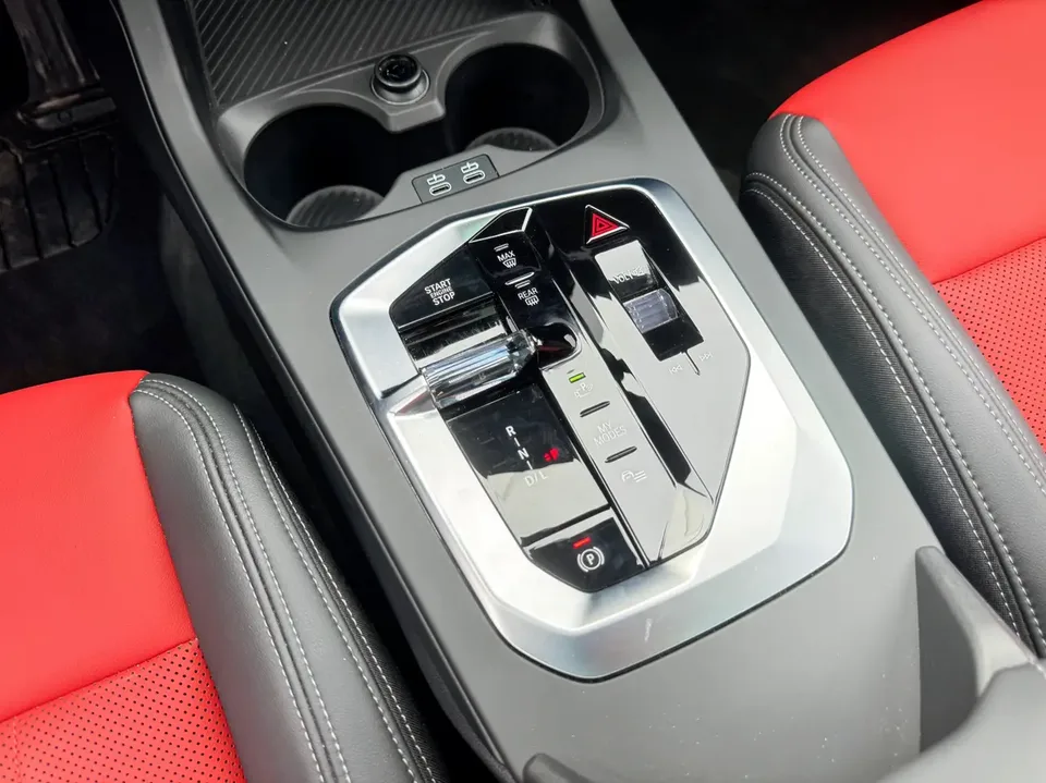 BMW 2 Series 225L M Sports Package 2025 — миниатюра 3
