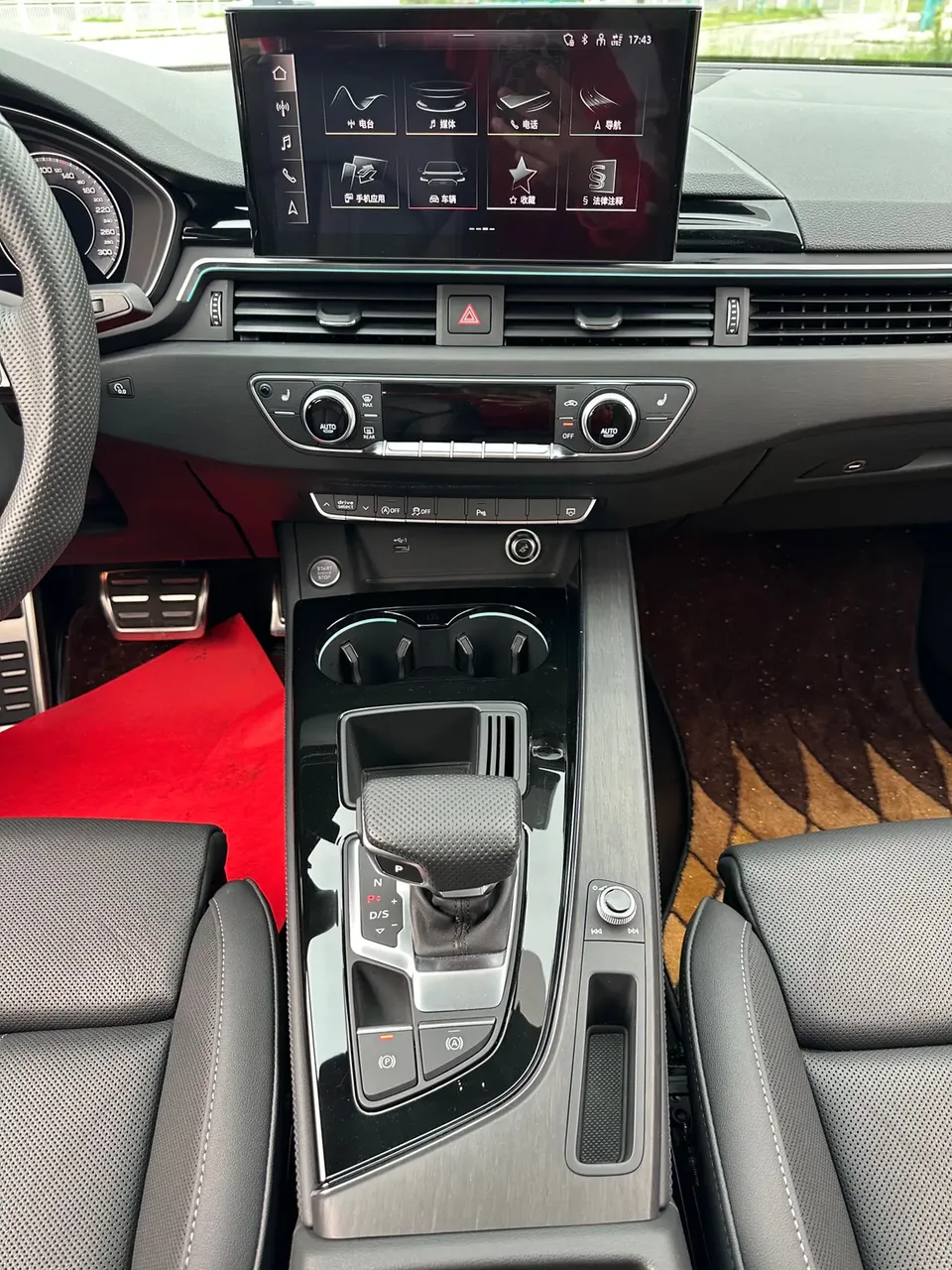 Audi a4 l Audi A4L 2024 40 TFSI luxury and dynamic model 2024 — миниатюра 4