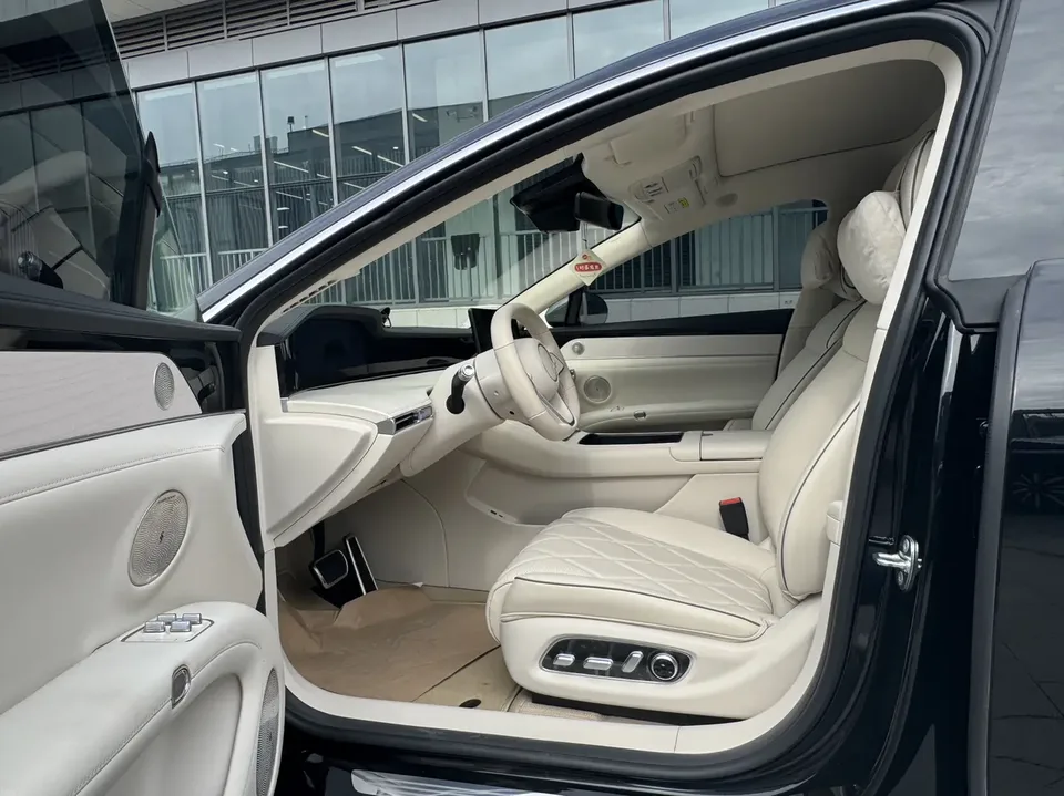 Enjoy the world Enjoy S9 Enjoy S9 2025 Extended range rear-wheel drive Max 2024 — thumbnail 4