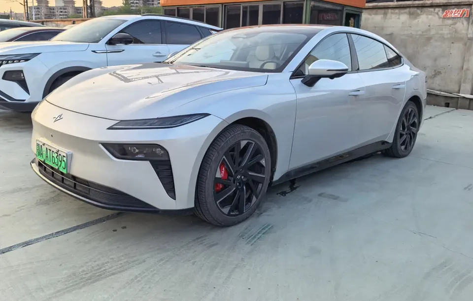 Dongfeng YiPai 007 2024