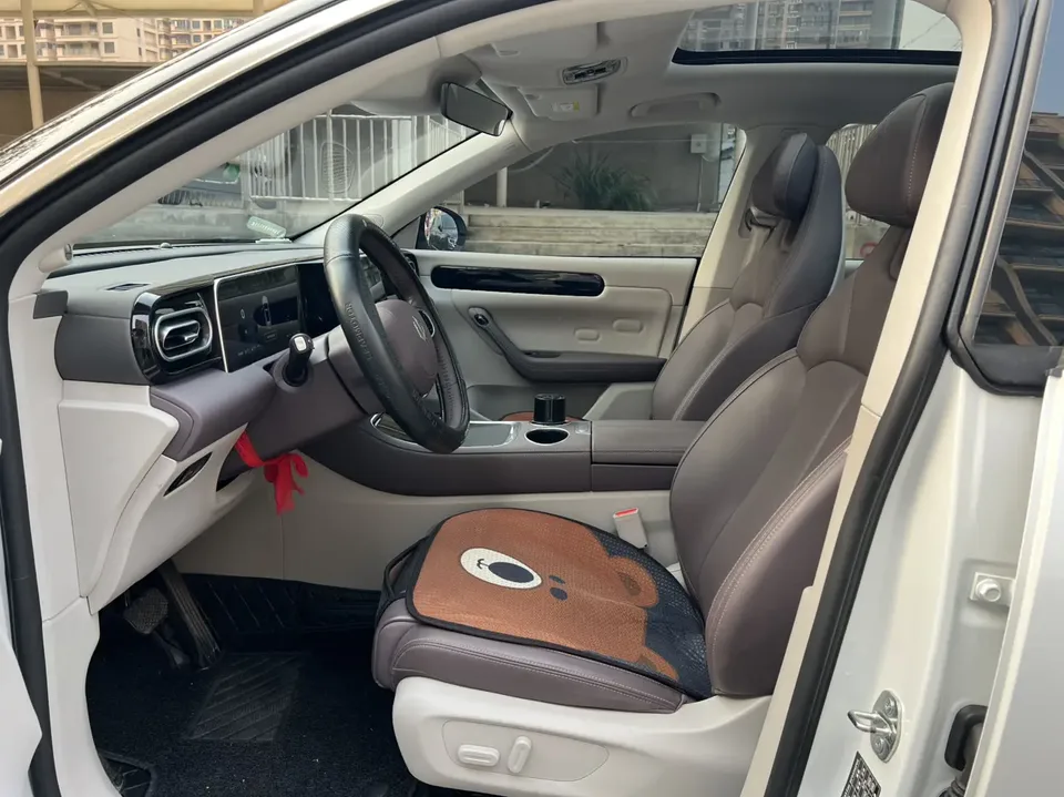 Leapmotor Zero running C11 Extended Range 180 Comfort Edition 2023 — миниатюра 5