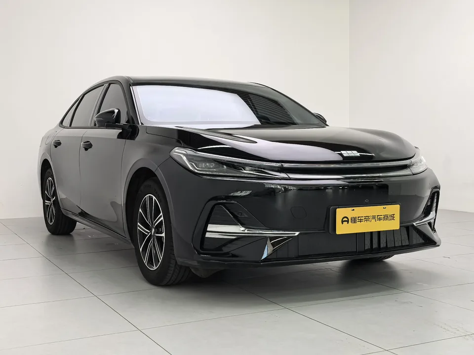 Geely Galaxy A7 EM 2025