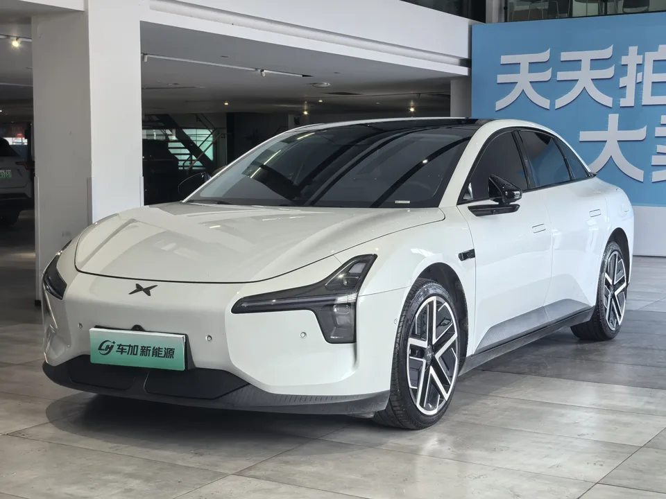 XPeng Xiaopeng MONA M03 2025
