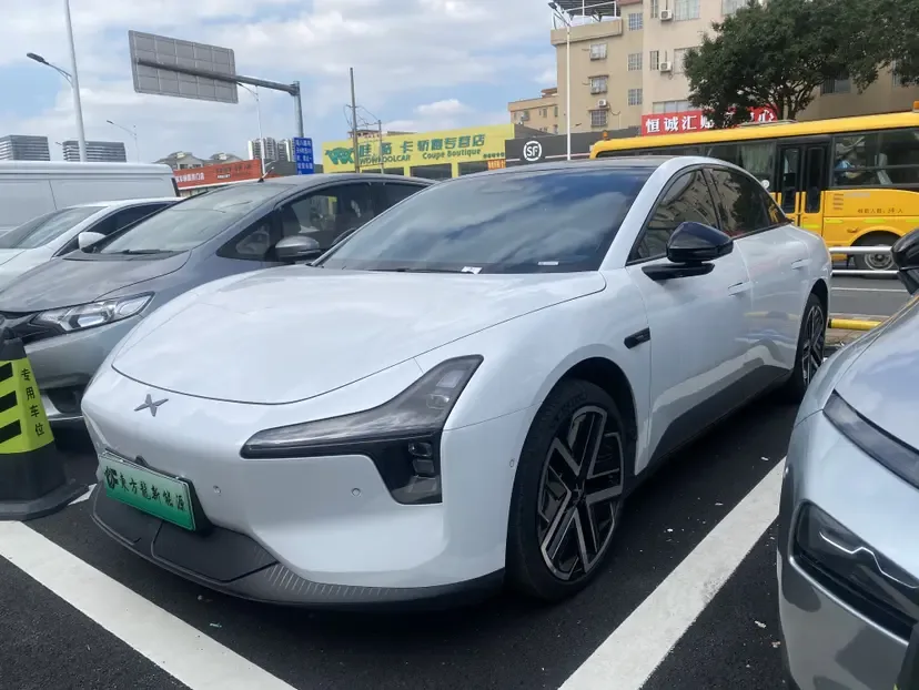 XPeng Xiaopeng MONA M03 2025