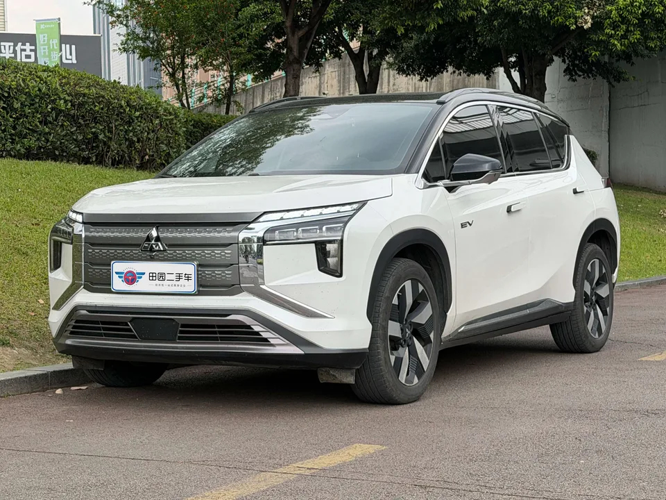 Mitsubishi Airtrek 2022