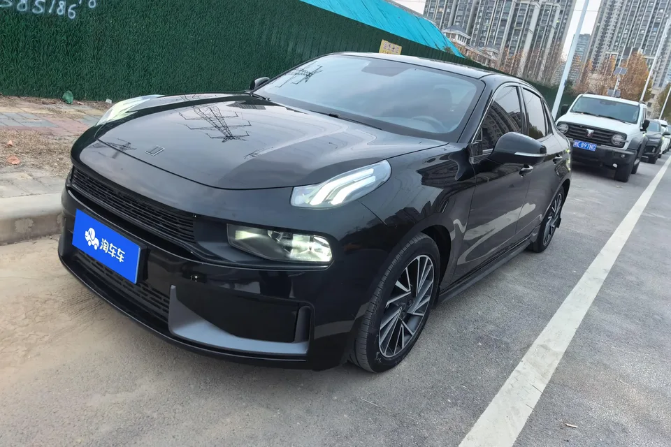 Lynk & Co 03 2022