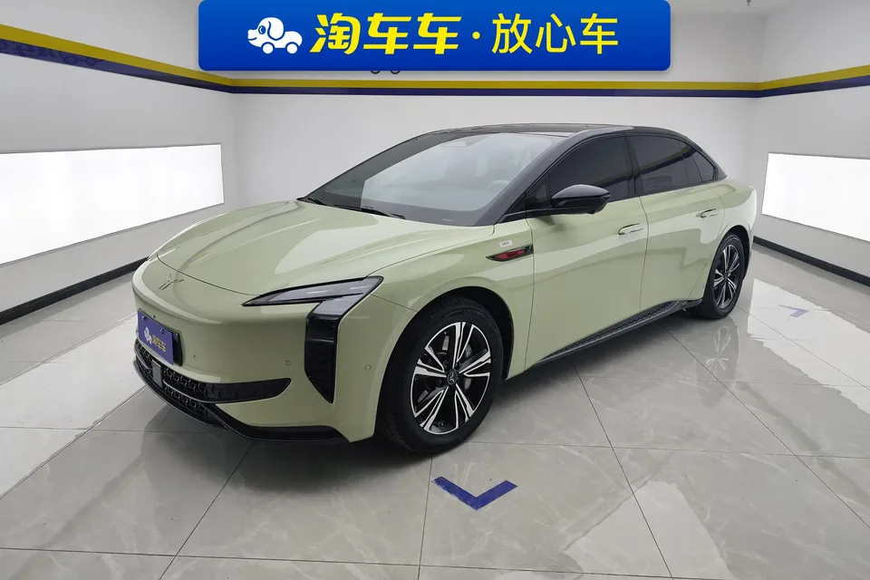 Hongqi EH7 2024