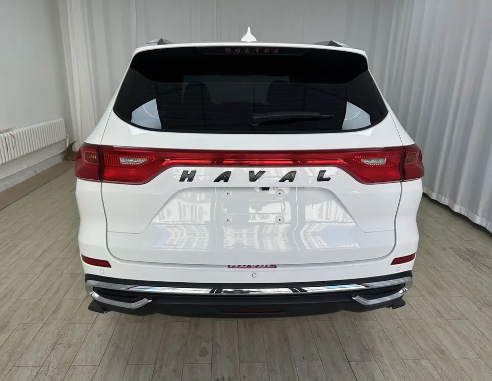 Haval M6 PLUS 1.5T DCT Luxury Smart Connected Edition 2023 — миниатюра 5