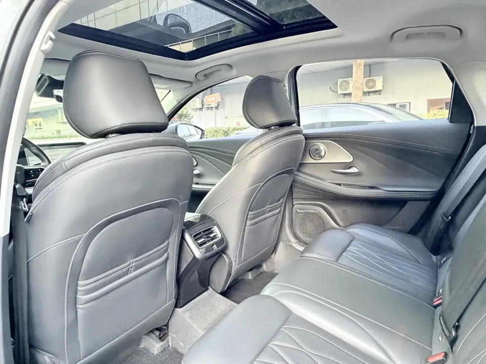 Chery Arrizo 8 high-energy version 2.0T DCT Chi 2023 — миниатюра 4