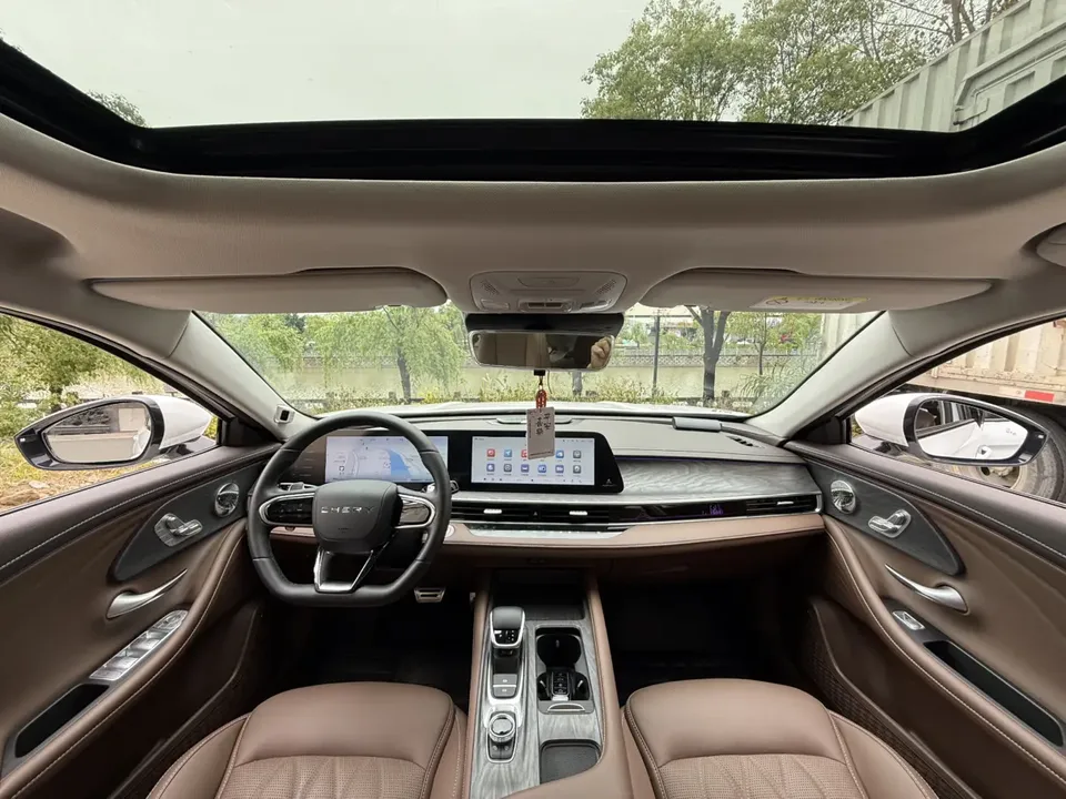 Chery Arrizo 8 High Energy Edition 2.0T DCT 2023 — миниатюра 3