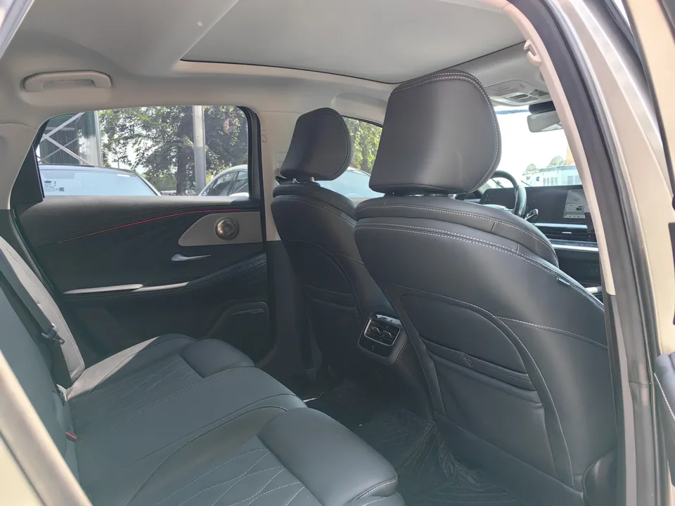 Chery Arrizo 8 1.6TGDI DCT Rui 2026 — миниатюра 4