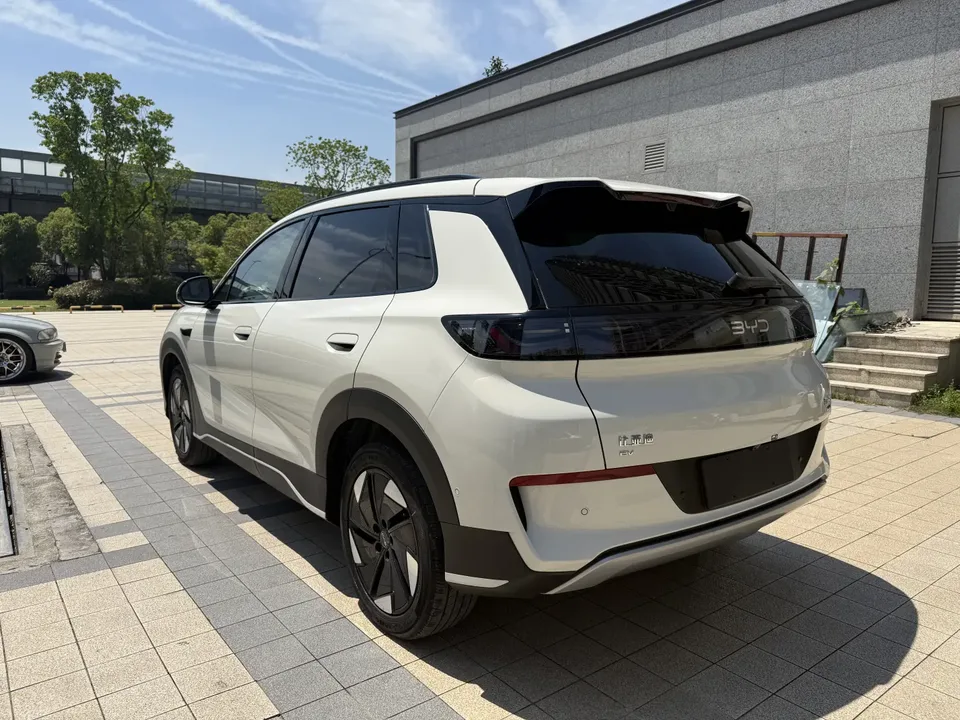BYD Sea Lion 05 EV 520KM Flagship Intelligent Navigation Edition 2025 — миниатюра 2
