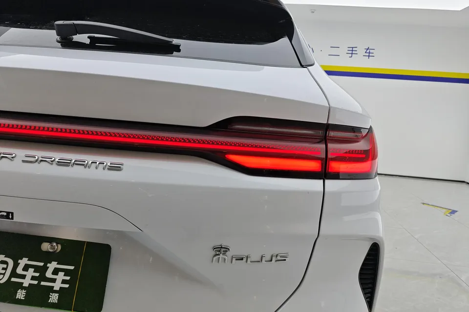 BYD Song PLUS EV Honor Edition 520KM Premium Edition 2024 — миниатюра 5