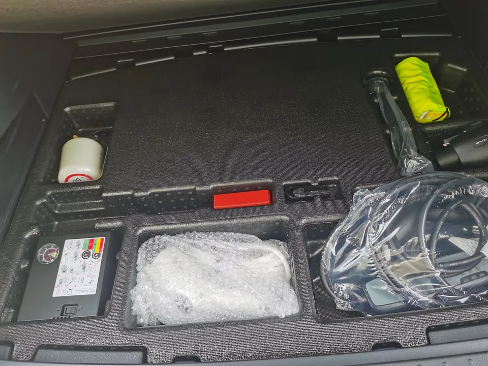 BYD Song PLUS DM DM-i Honor Edition 71KM Luxury 2024 — миниатюра 2