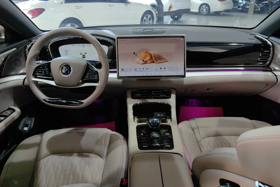 BYD Han DM Han DM 2025 DM-i 125KM Elite 2025 — миниатюра 2