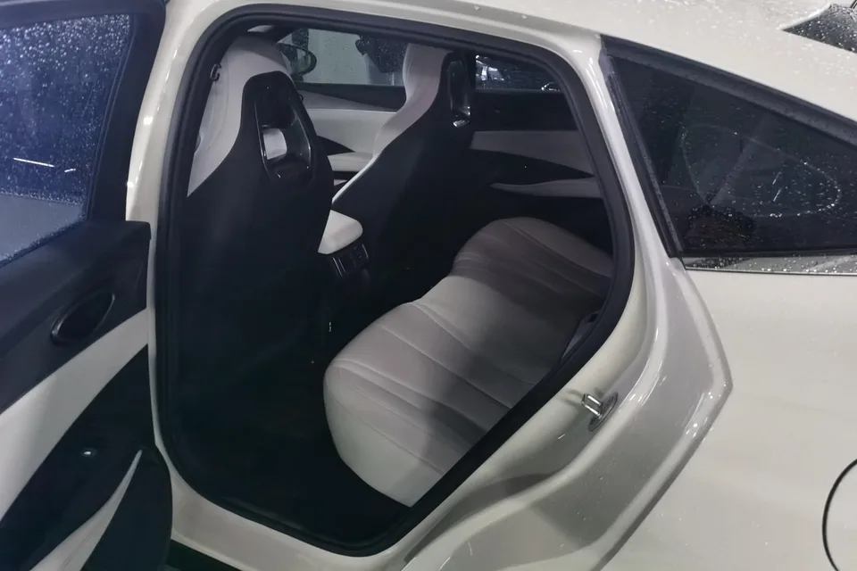 BYD Seal 06DM DM-i 80KM Luxury 2024 — миниатюра 5