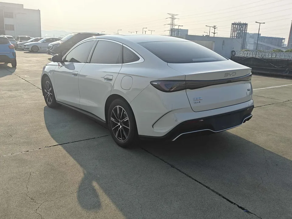 BYD Seal 06DM Seal 06DM 2024 DM-i 120KM Premium 2024 — thumbnail 4